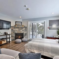 Skiers Suite: 2RM/2BA Renovated Condo on the Bus Route w/ Pool. Discounted Ski Rentals. #332