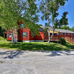 Birch Tree Lodge - 6BR Killington lodge with 6.5 baths and shuttle stop