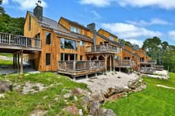 Trailside Village #1: Slopeside 1BR w/ Hot Tub and Sauna. Ski In/Out with Discounted Ski Rentals - Image 3