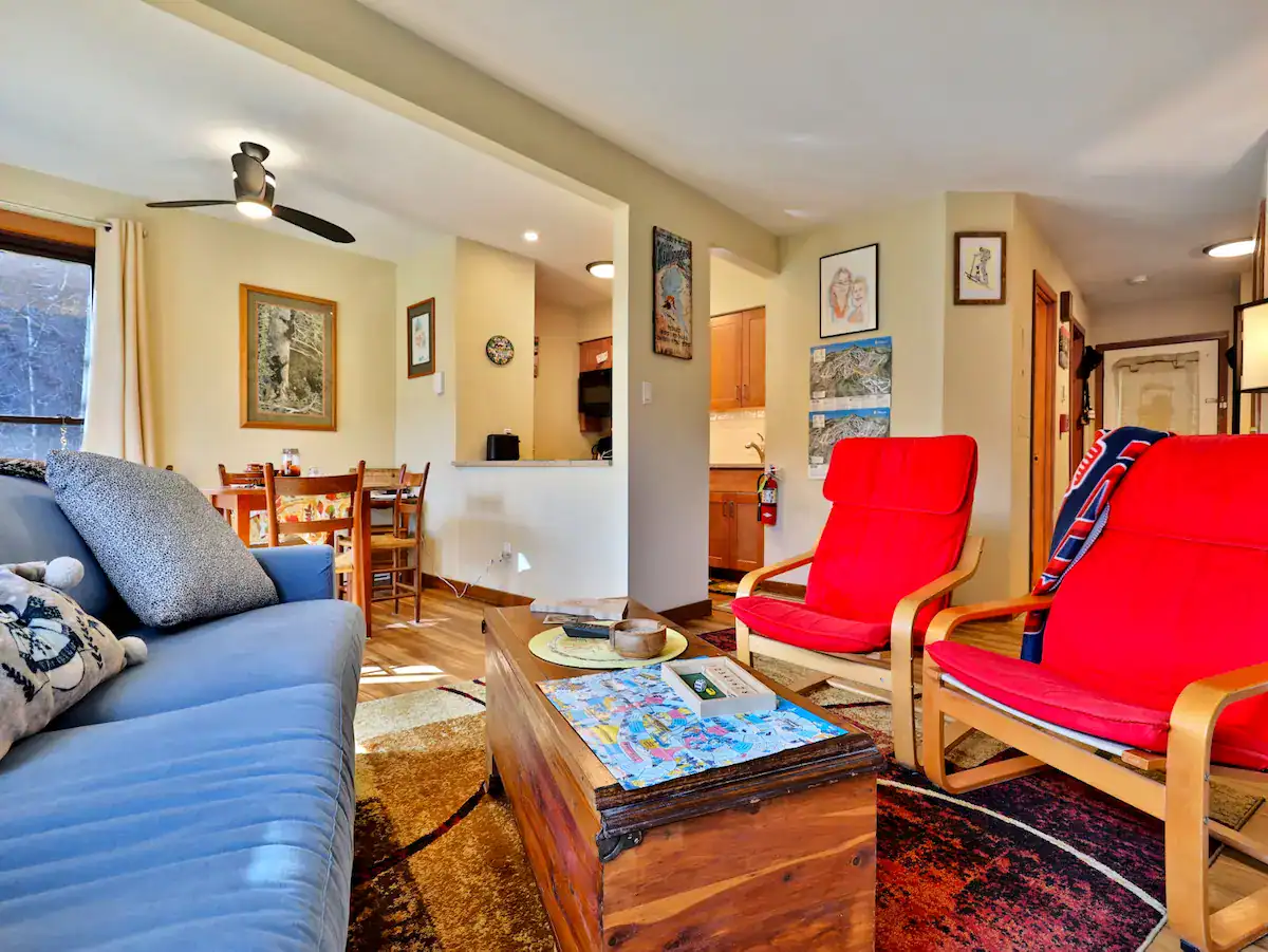 Living room of Trail Creek Suite, a seasonal and short-term rental close to the Killington ski area.